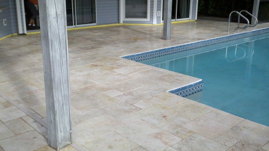 Керамическая плитка для бассейна