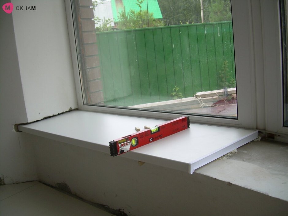 Крепление пластикового подоконника