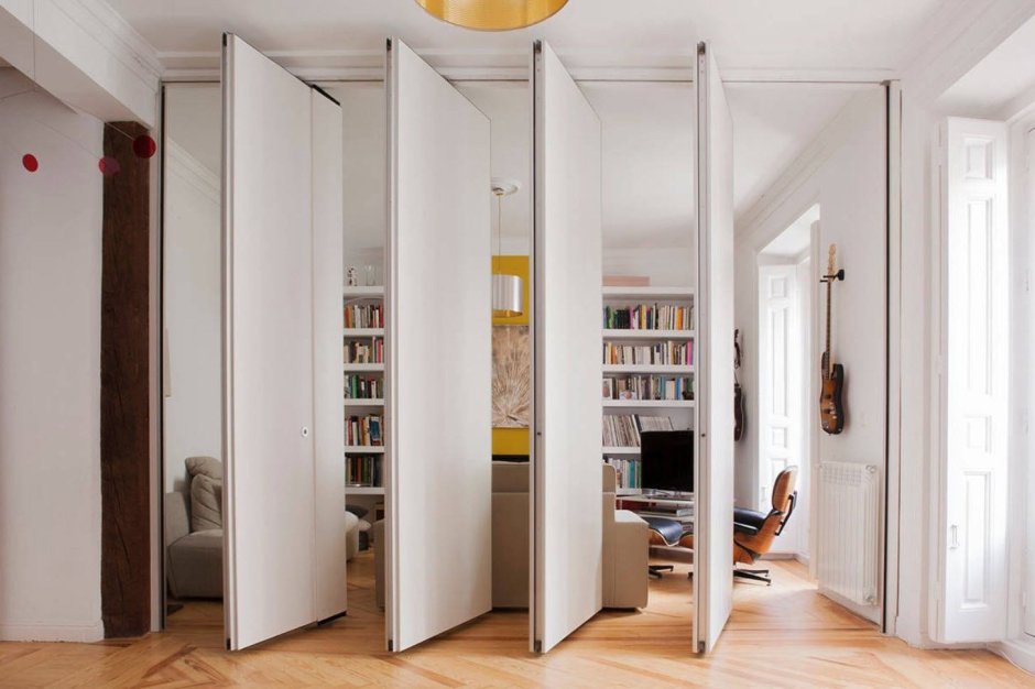 Двери гармошка для шкафа