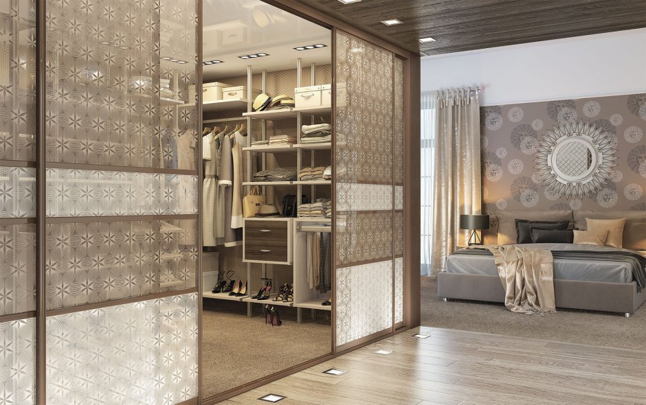 Шкафы купе в прихожую с зеркалами и витражом