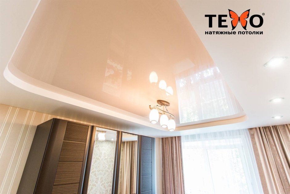 Матовый натяжной потолок м110