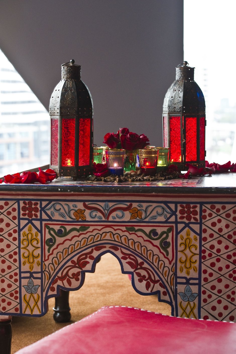 Комод в марокканском стиле