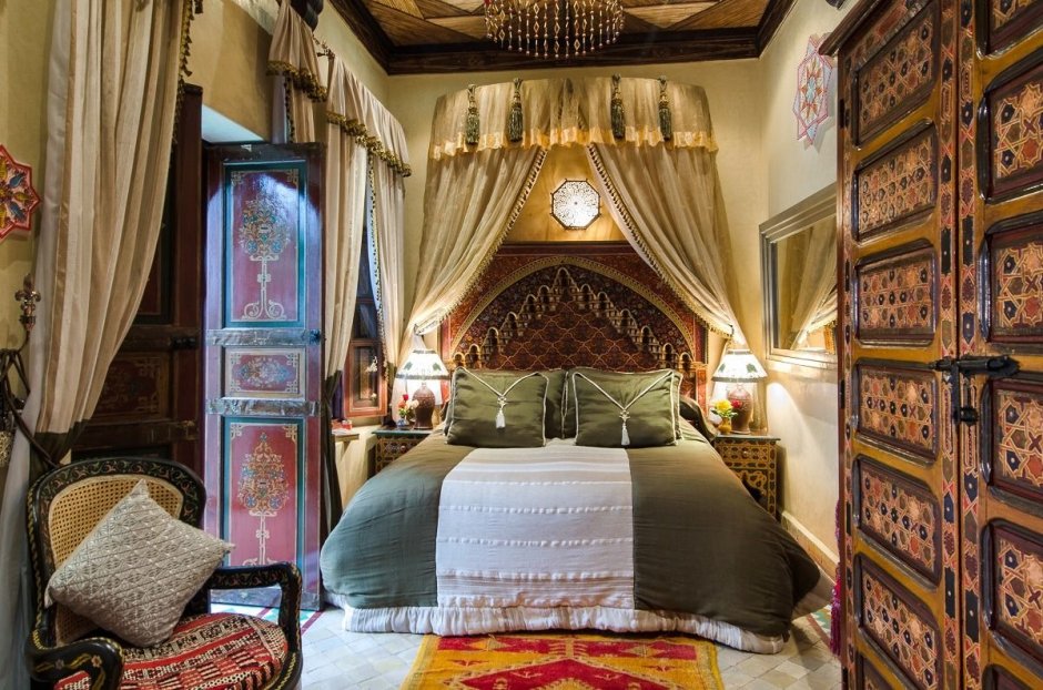 Шкаф купе Версаче белый