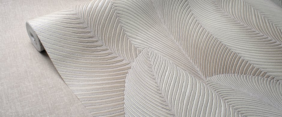 Обои волнами в интерьере