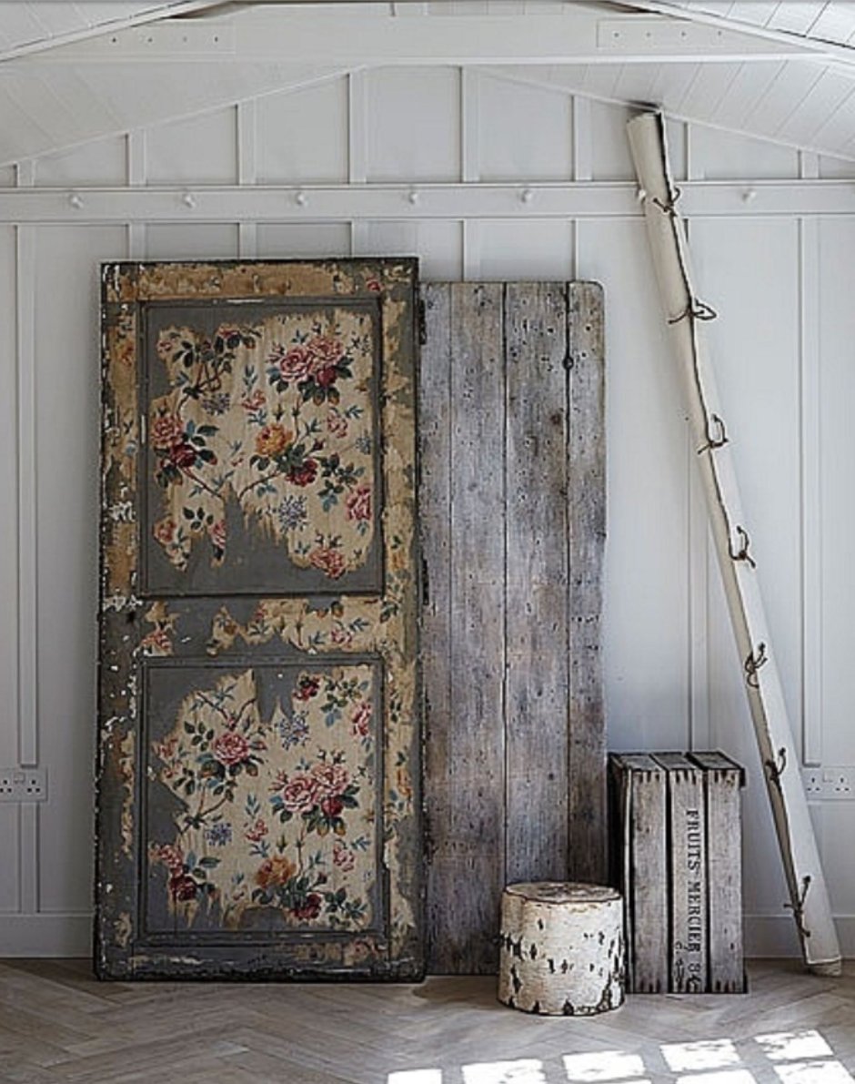 Разрисовать входную дверь