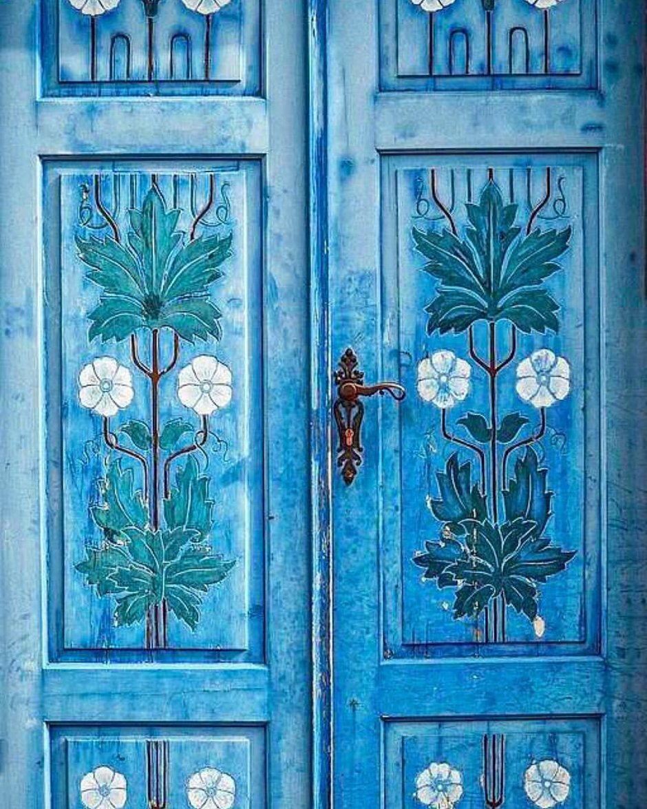 Декор шкафа