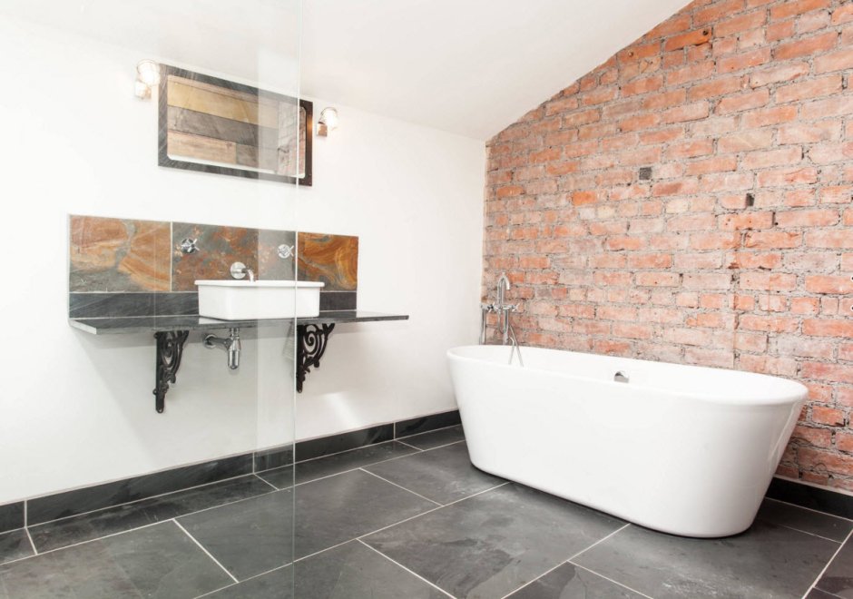 Отдельностоящая ванна стиль лофт