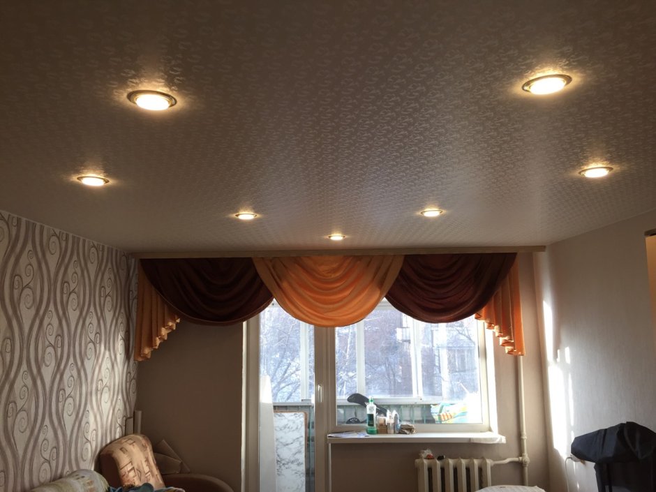 Фактурные натяжные потолки