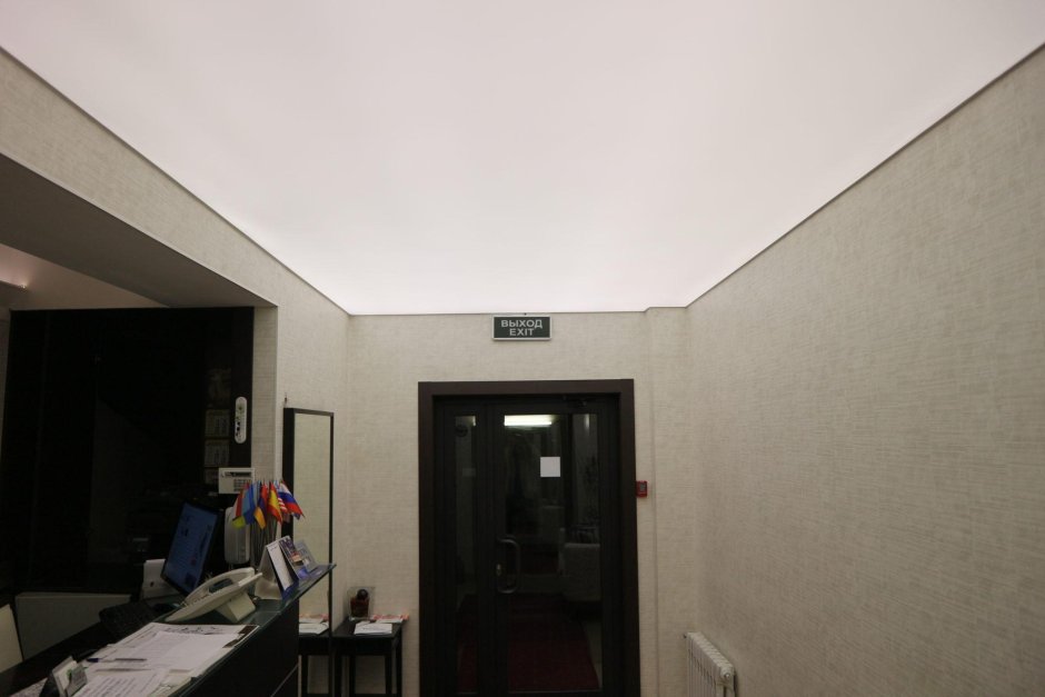Светящийся матовый потолок