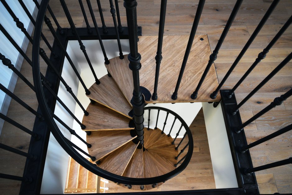 Металлическая лестница