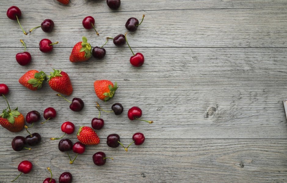 Ягоды принт