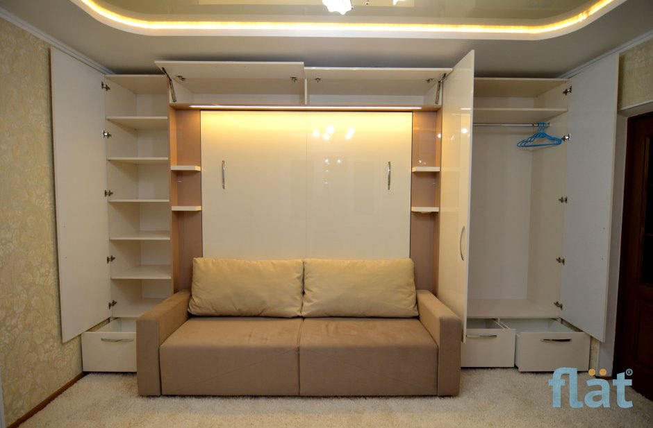 Шкаф вокруг дивана