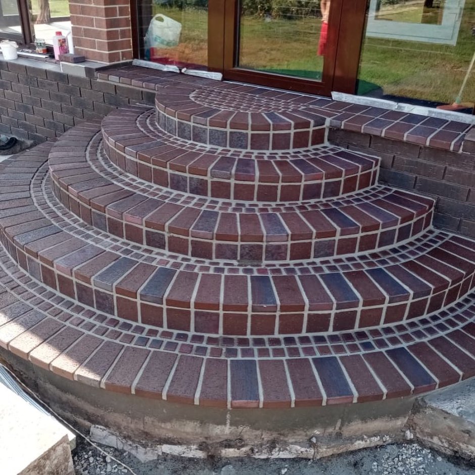 Клинкерные ступени круглое крыльцо