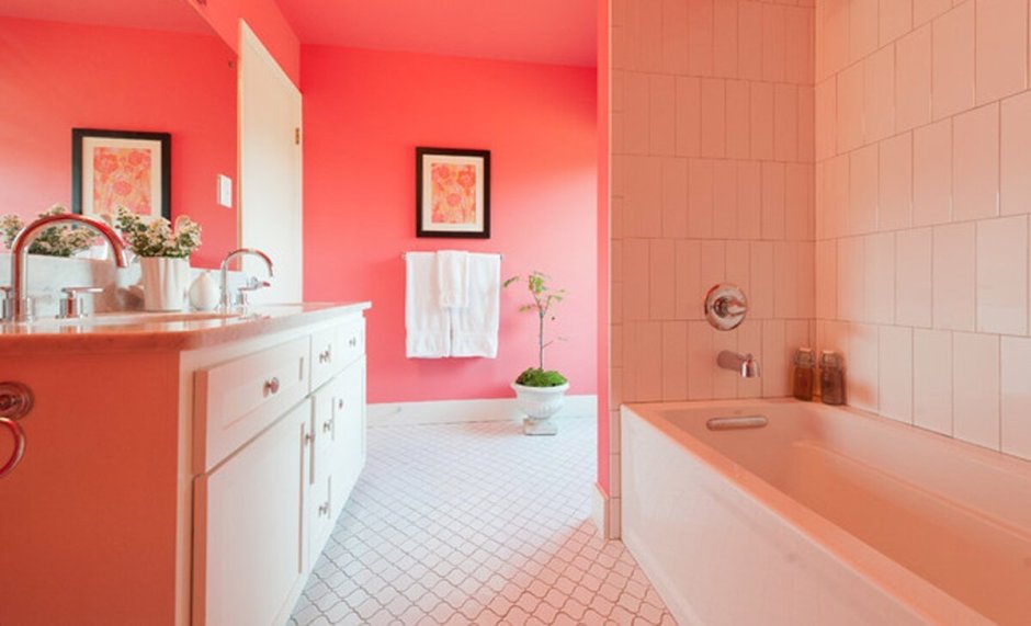 Бледно розовые стены в интерьере