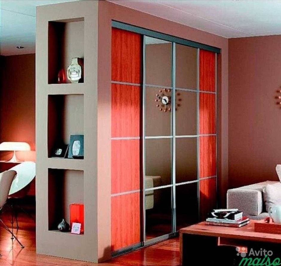 Небольшие встроенные гардеробные