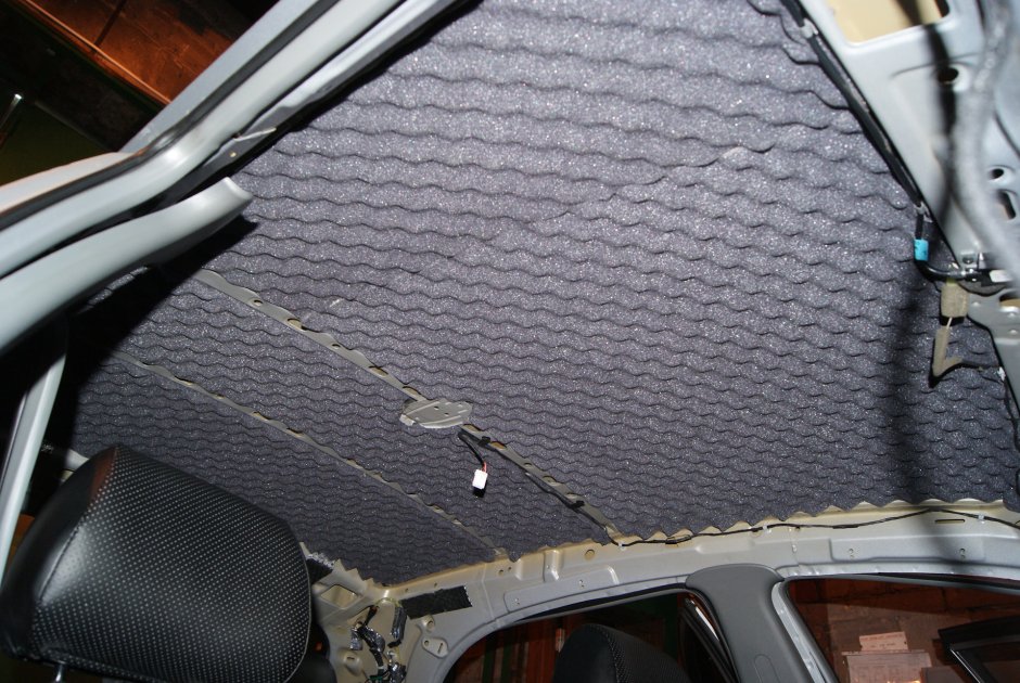 Жесткий потолок Lada 4x4