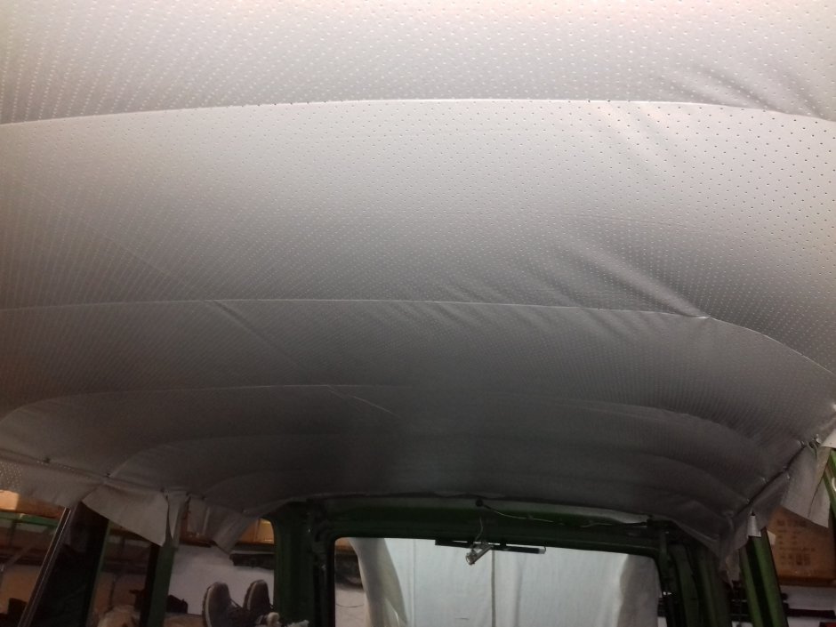 Волга ГАЗ 21 потолок