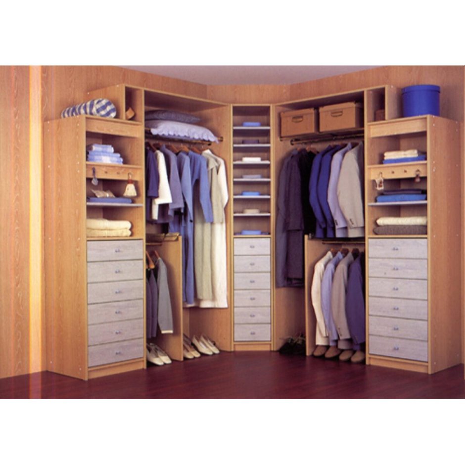 Наполняемость угловой гардеробной