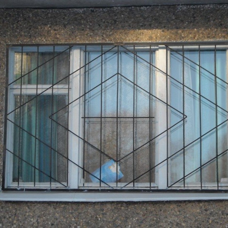 Решётки для окон железные