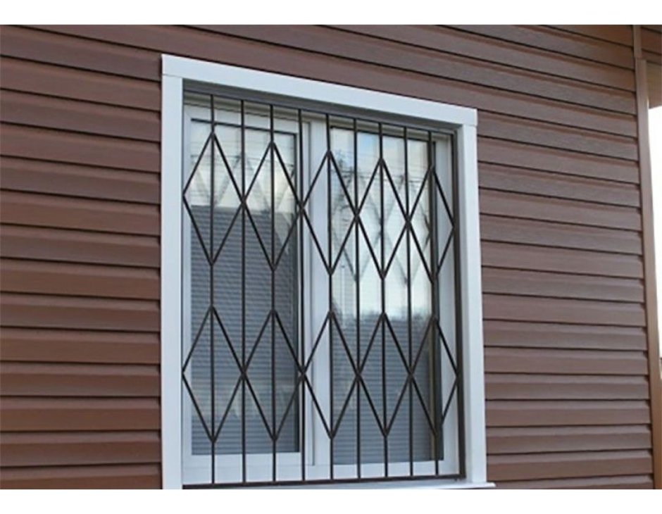 Решетки из профильной трубы 20х20