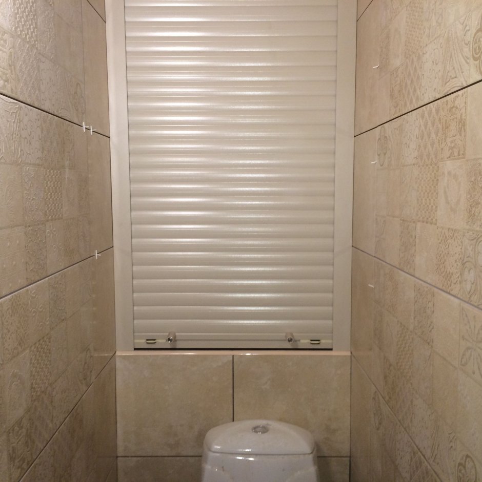 РОЛЬФ ставни в туалет