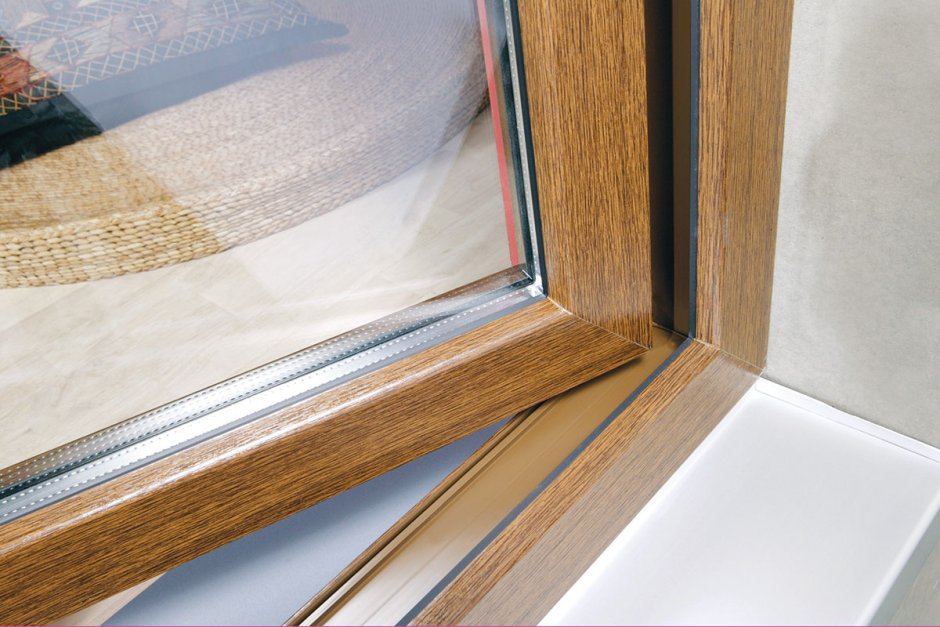 Деревянные окна со стеклопакетом