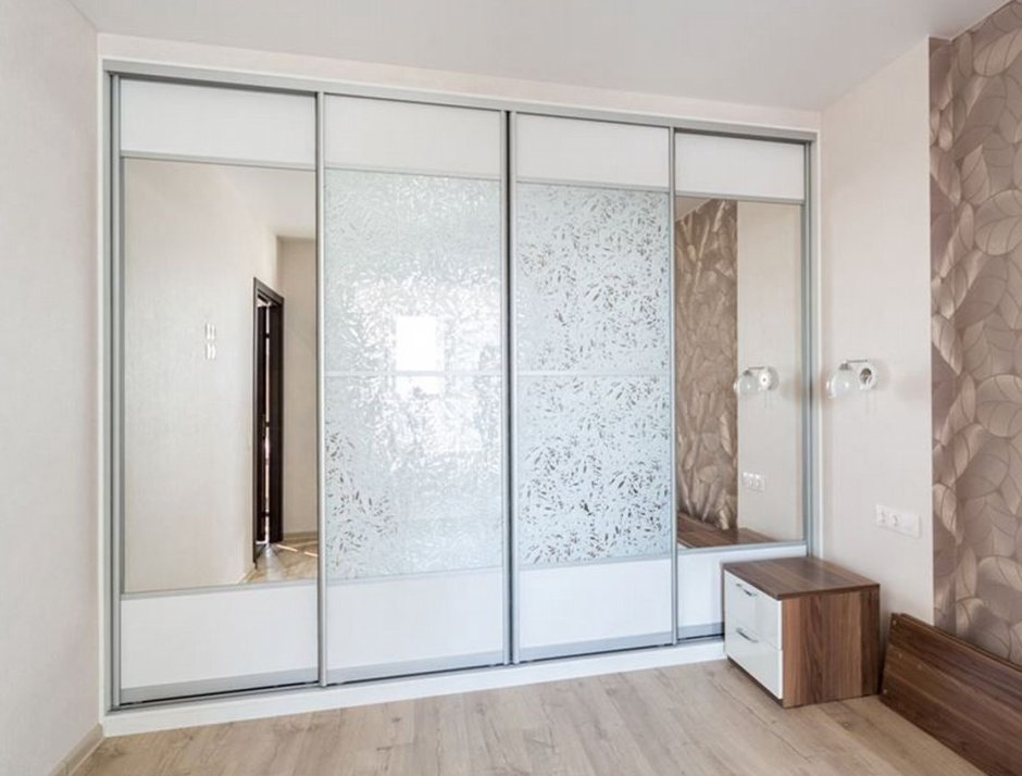 Шкаф купе с зеркалом БН-61