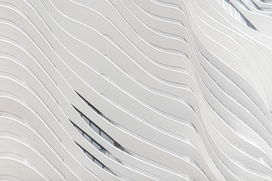 Фон с плавными линиями