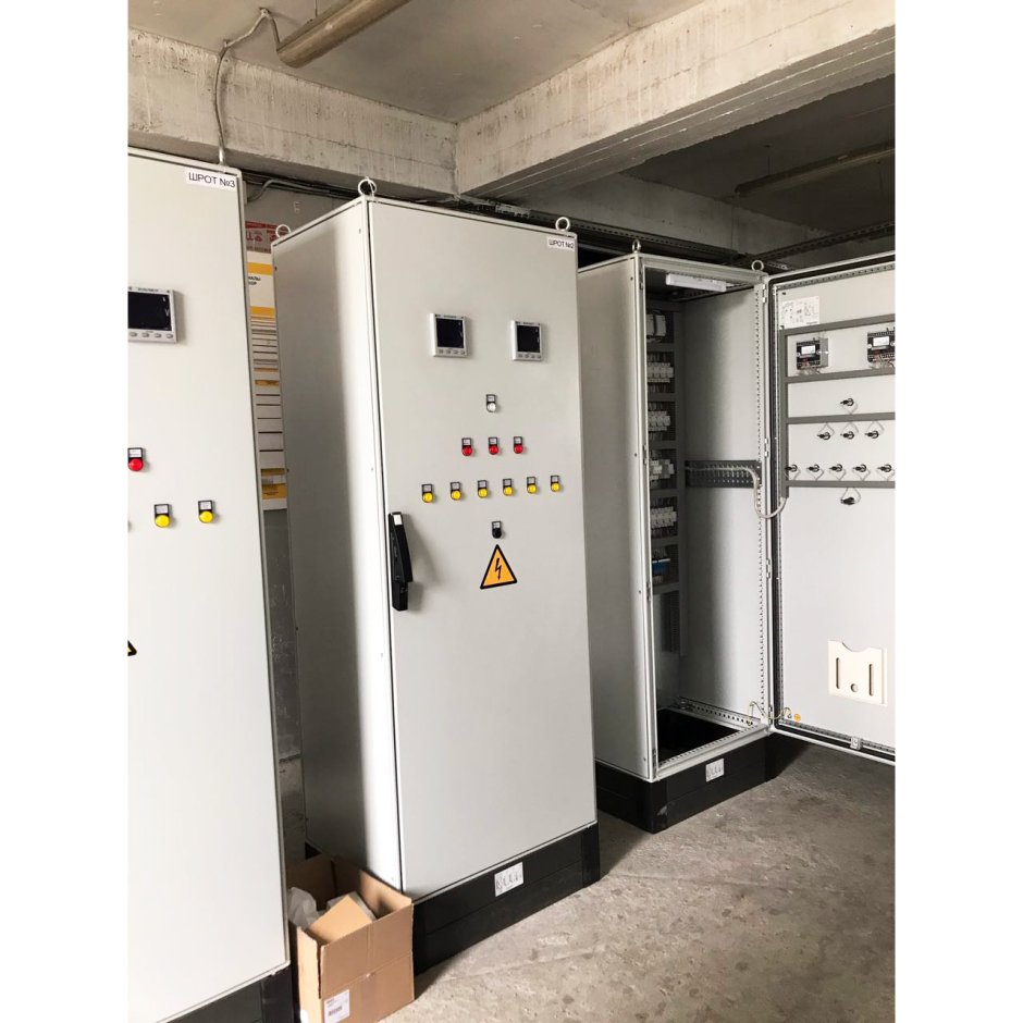 Шкаф оперативной блокировки разъединителей ШЭЭ 243 0500