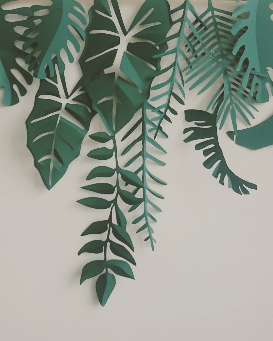 Бумажные тропические листья
