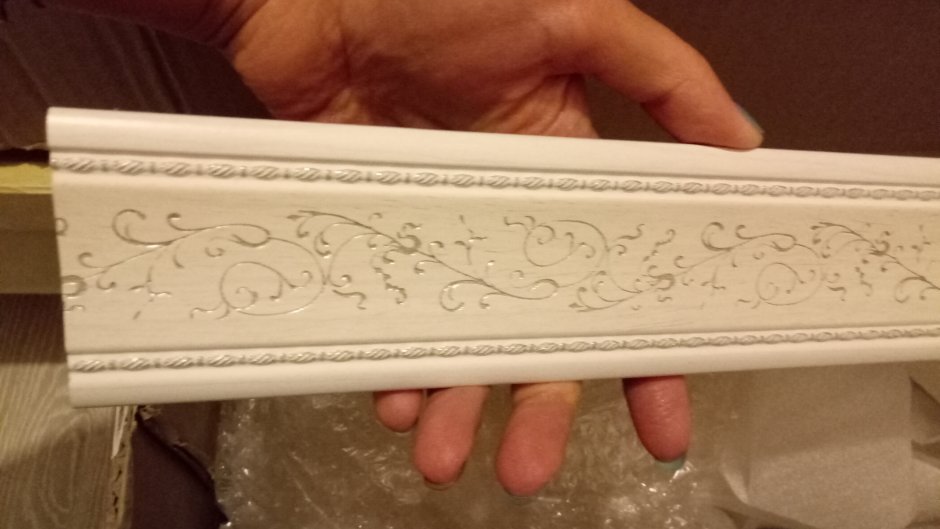 Бумажный плинтус