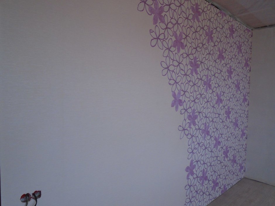 Обои наклеенные по диагонали