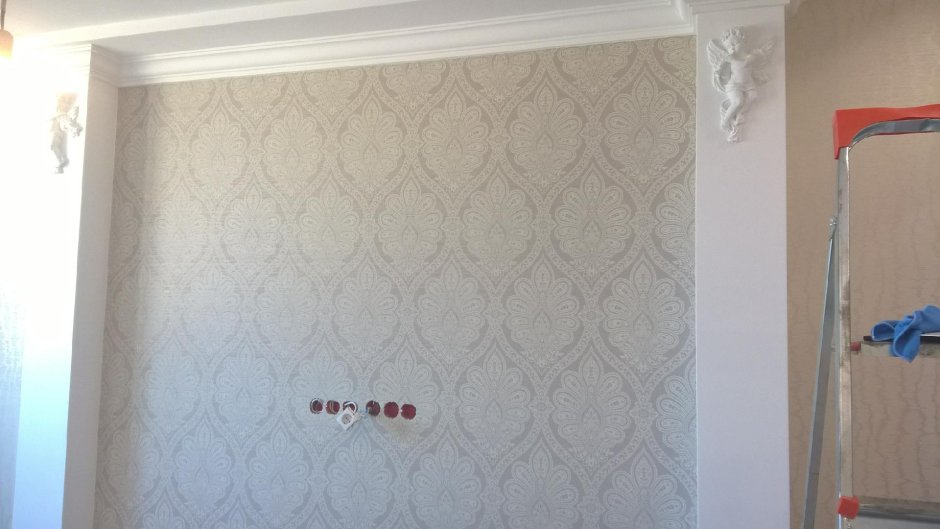 Поклейка обоев