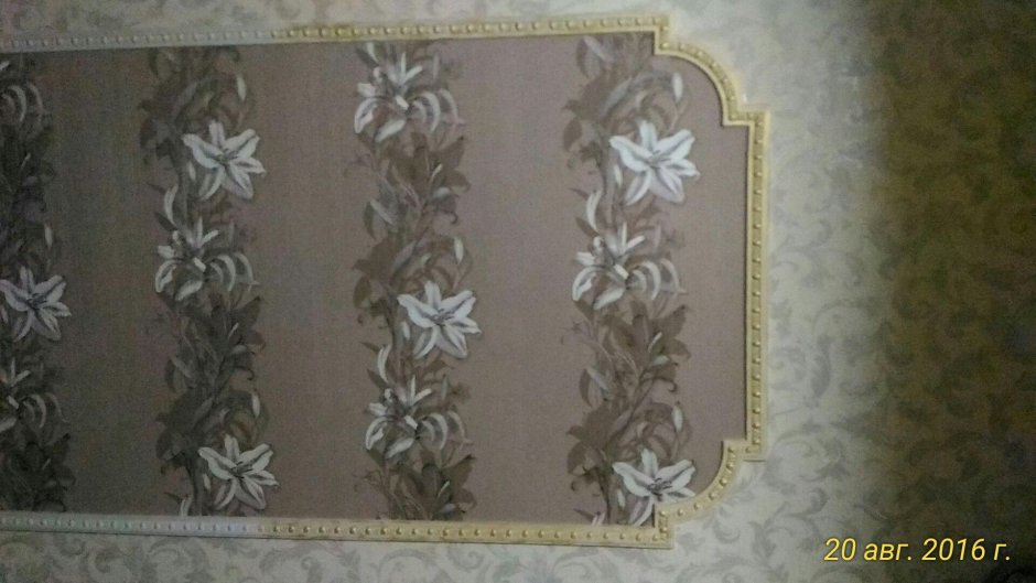 Панно на стену из обоев декоративная планка