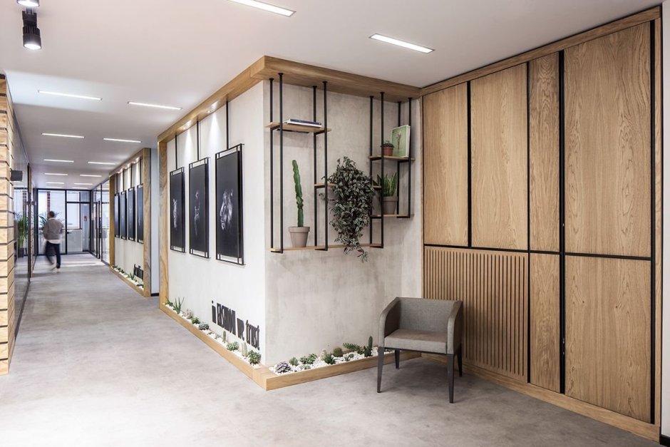 Гардеробная с дверями купе