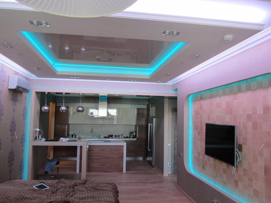 Светодиодная лента в комнате