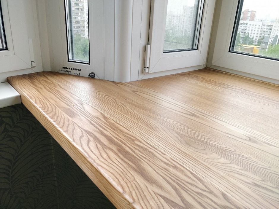 Подоконник деревянный темный