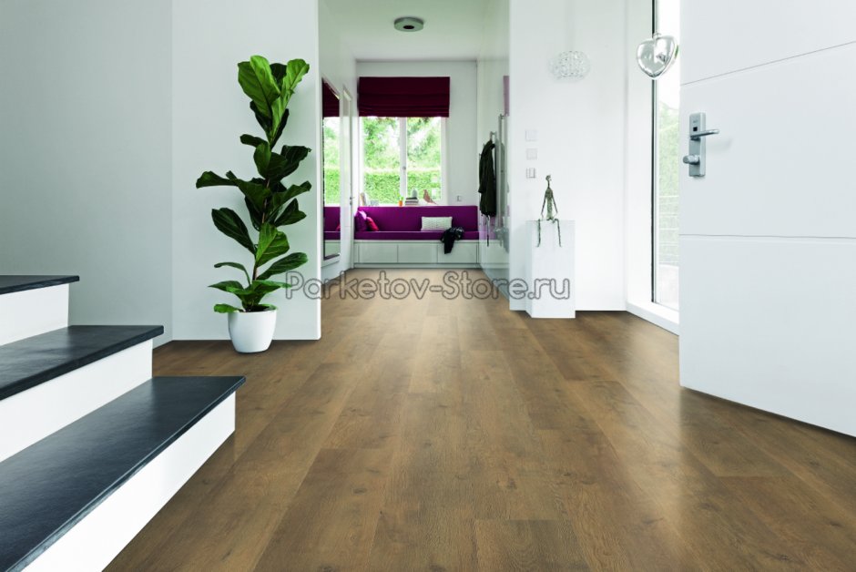 Плинтус для пола серый