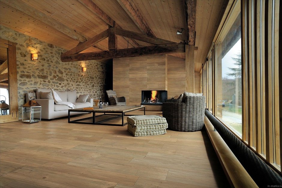 Ламинат в гостиной