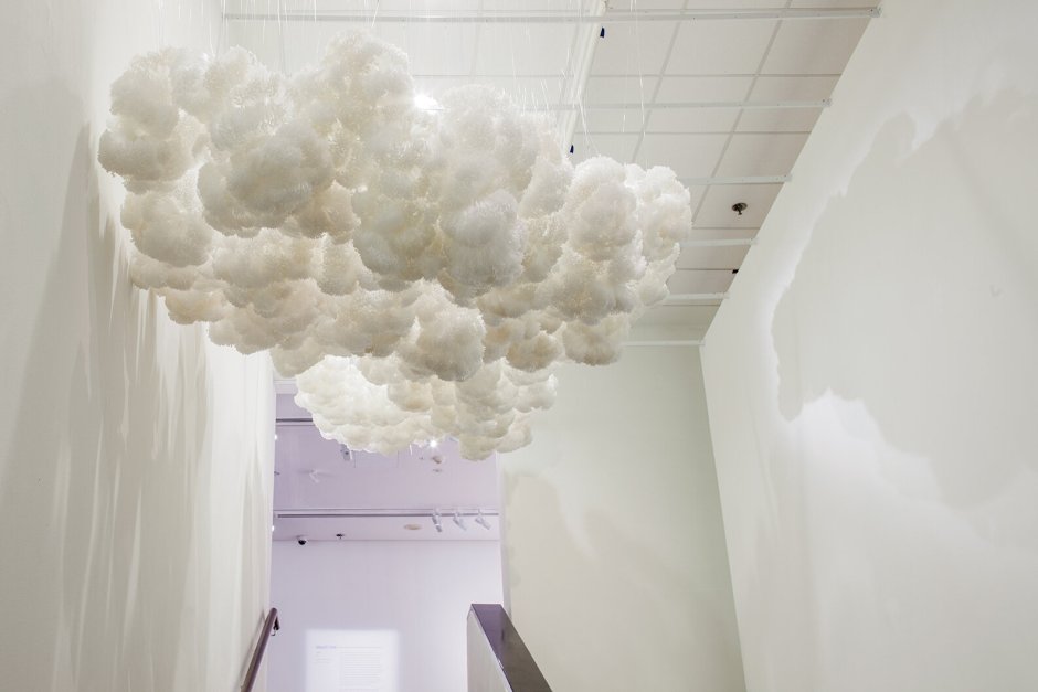 Неоновая подсветка потолка