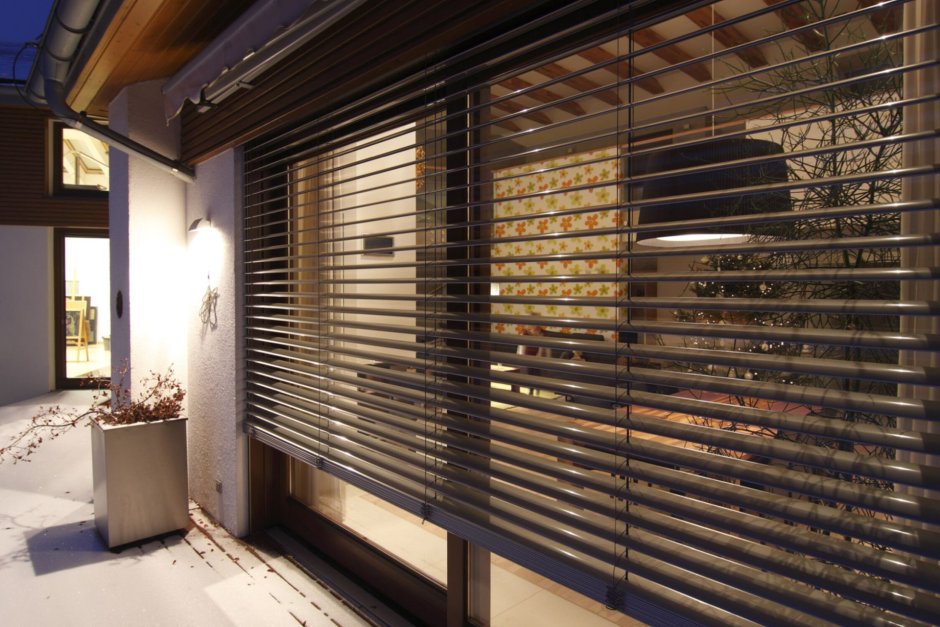 Уличные жалюзи