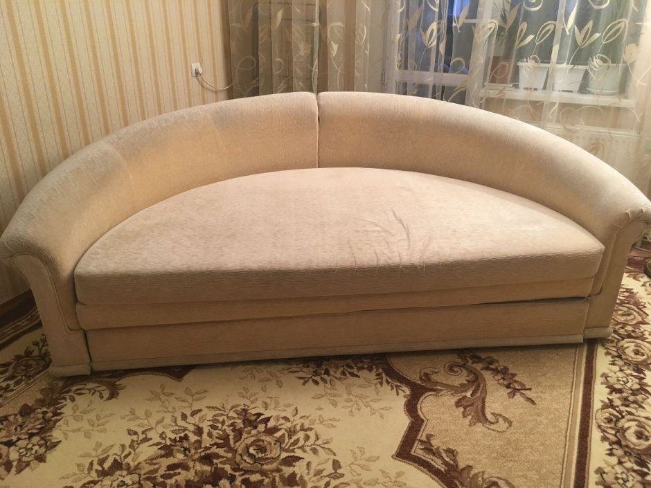 Круглый диван-кровать с ящиком