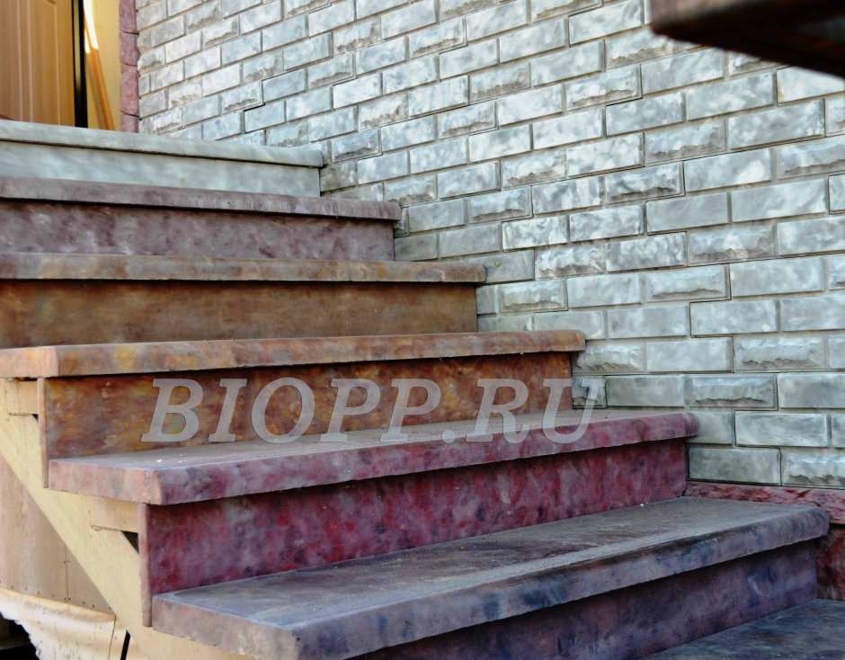 Проступь бетонная накладная