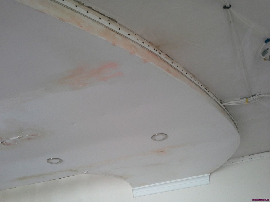 Дефекты покраски стен