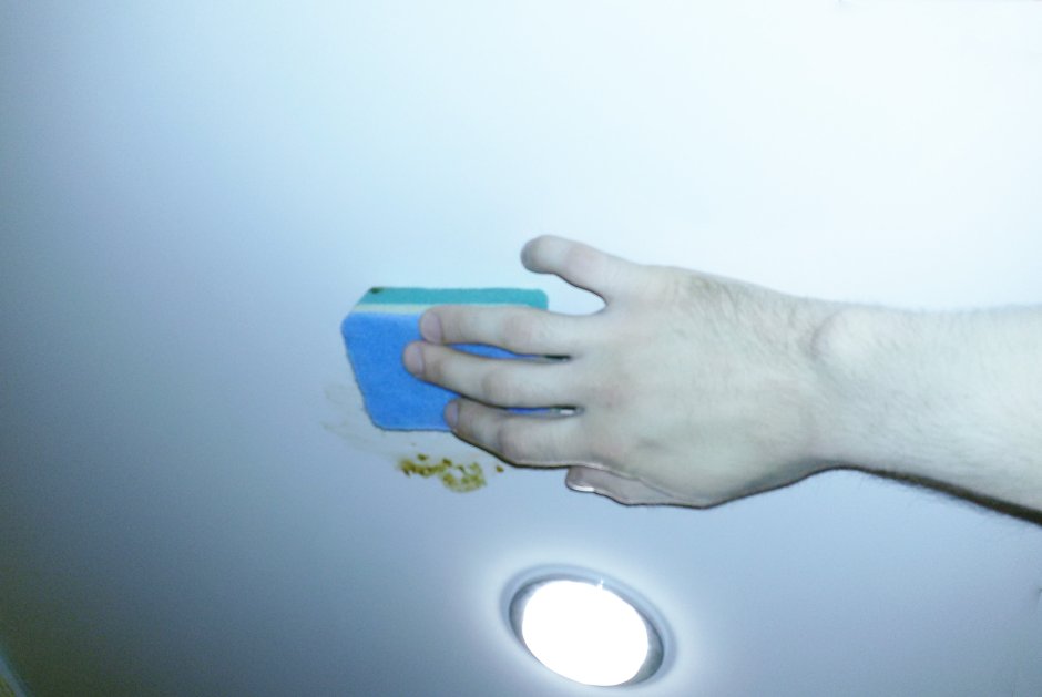 Вода с потолка