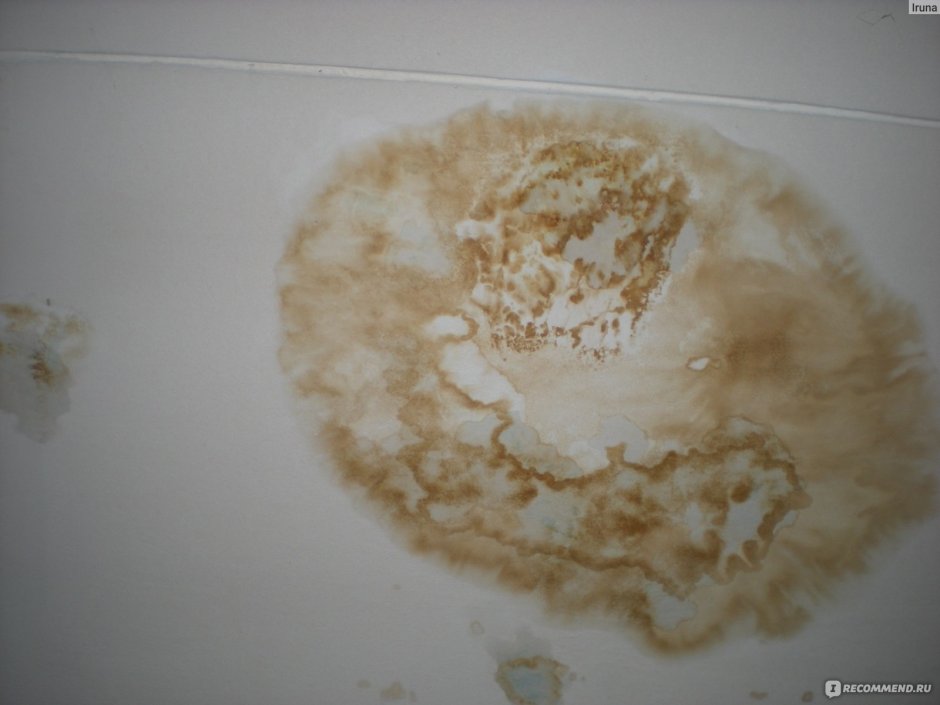 Пятна на натяжном потолке