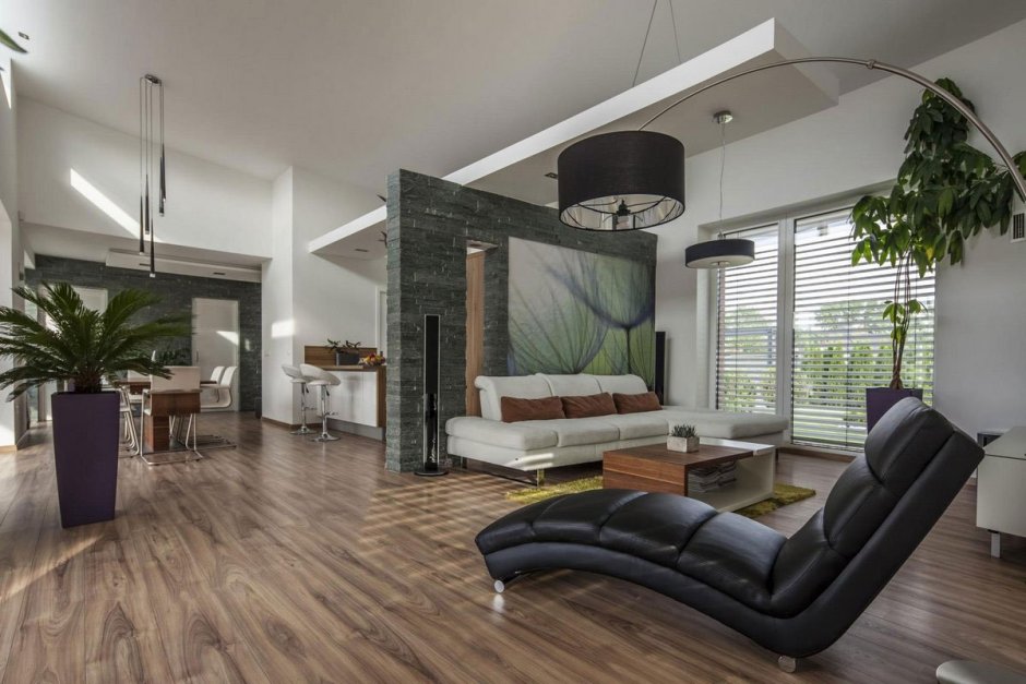 Кухня-гостиная в доме с выходом на террасу