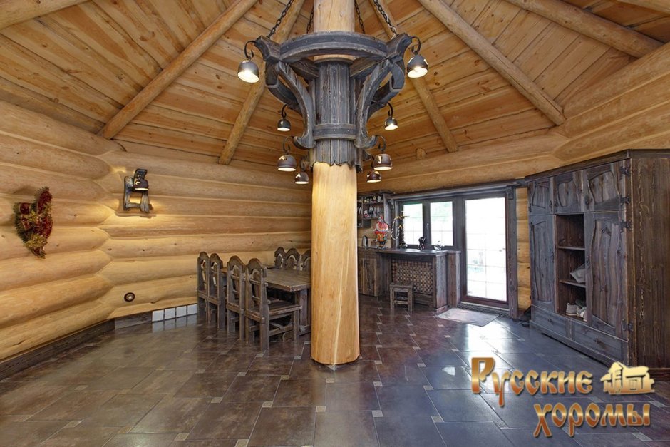 Потолок из необрезной доски под старину