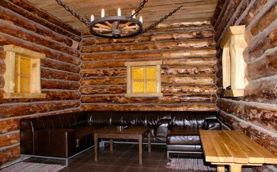Комната отдыха в бане из бревна