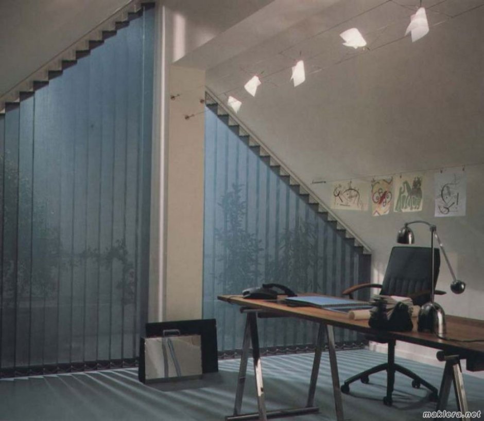 Наклонные вертикальные жалюзи